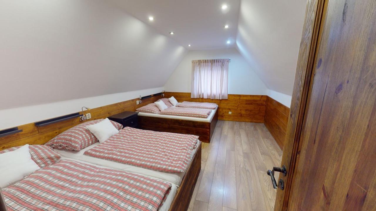 Apartamento Ride Pub Drienica Exterior foto